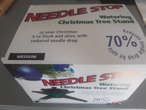 Real christmas tree stand - real, up
